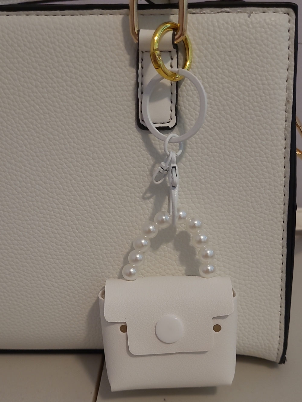 White Pearl-Handle Mini Bag Charm Keychain